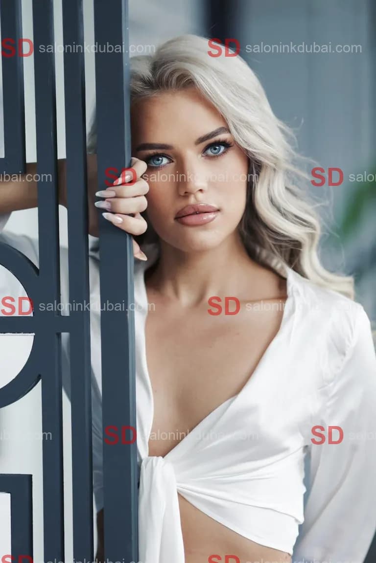 Amber β escort in Dubai