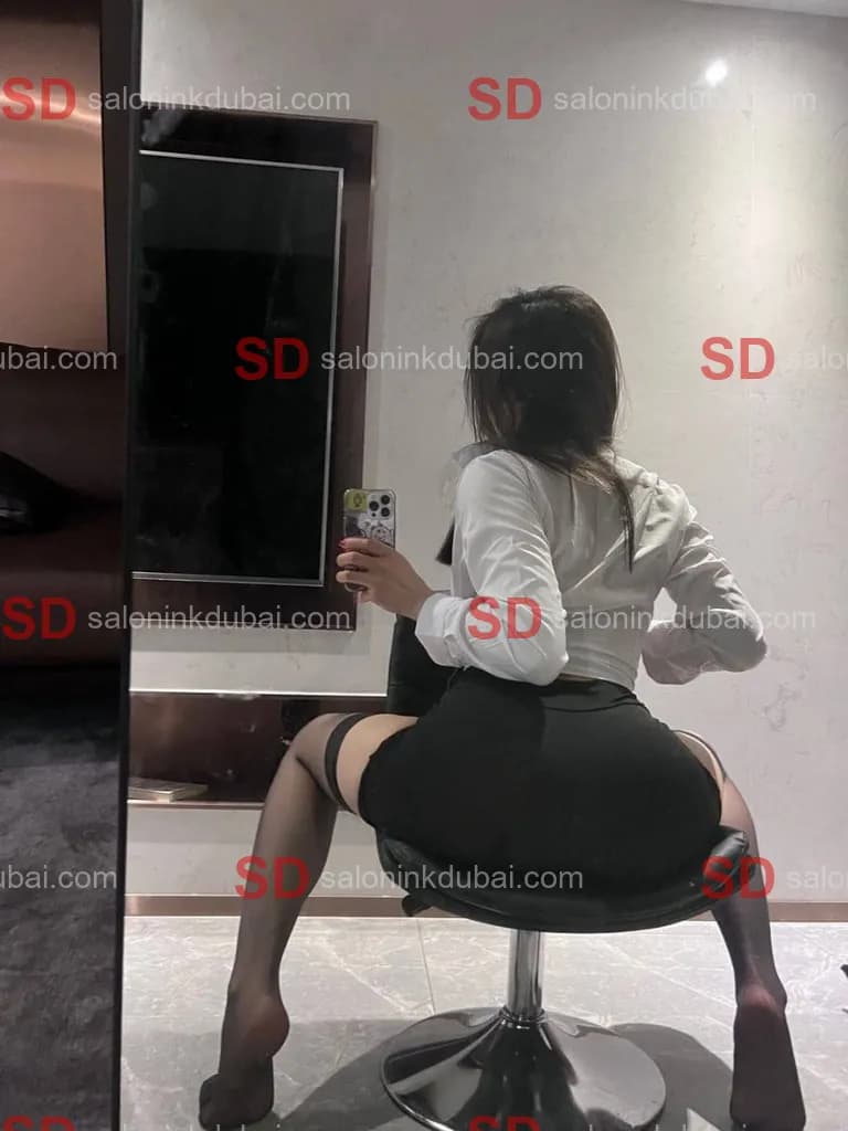 Amber β escort in Dubai