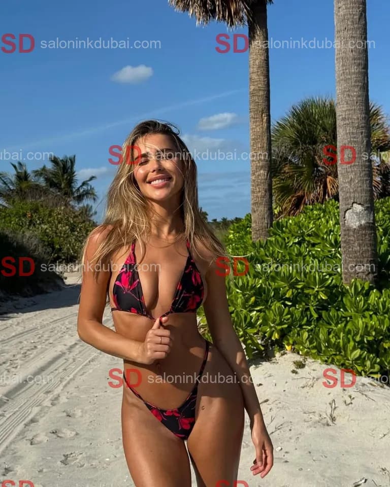 Amber β escort in Dubai