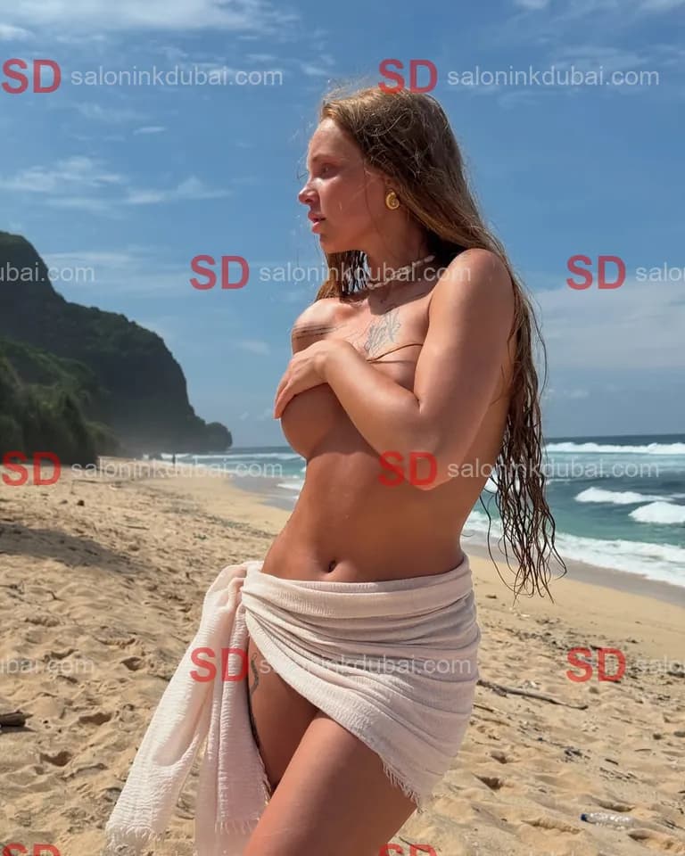 Ava β escort in Dubai