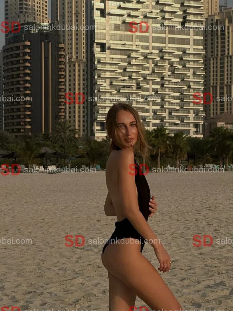 Brooke β escort in Dubai