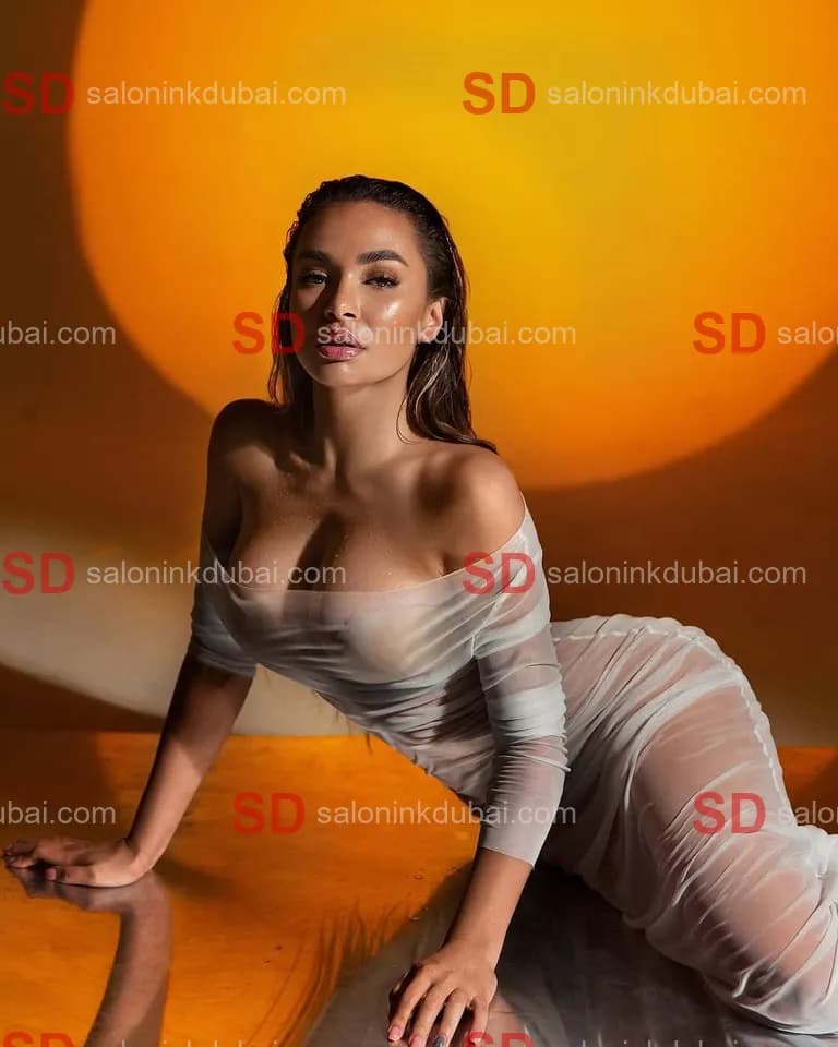 Brooke β escort in Dubai