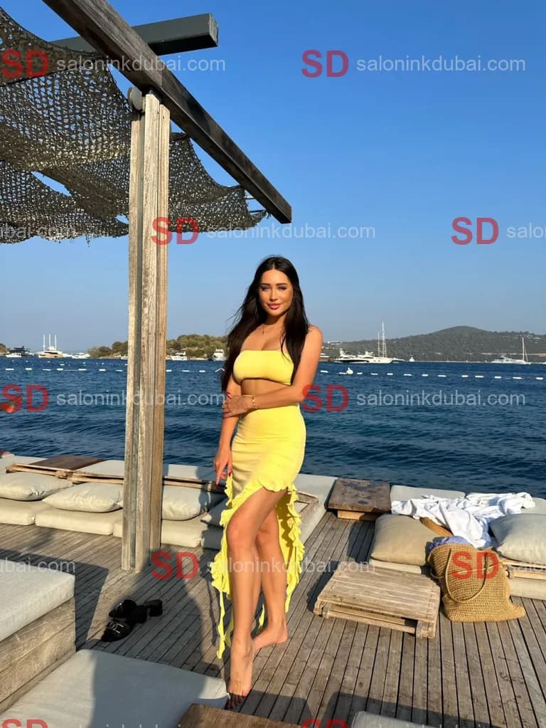 Chloe β escort in Dubai