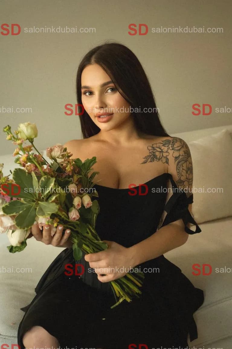 Elise β escort in Dubai