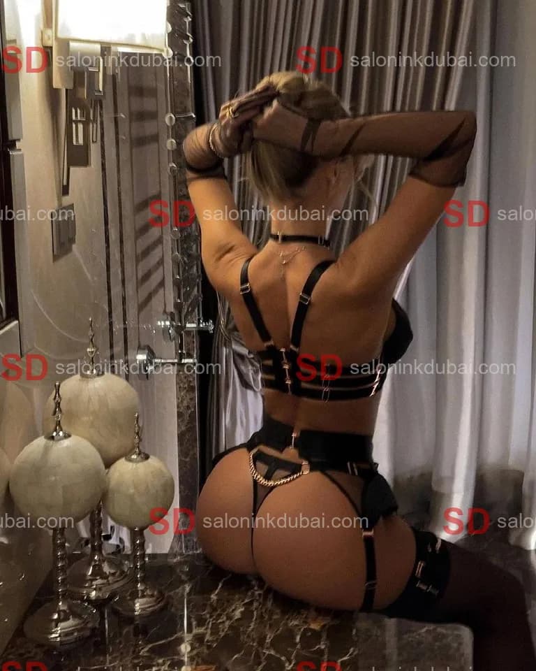 Eva β escort in Dubai