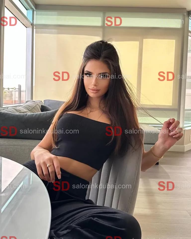 Farah β escort in Dubai