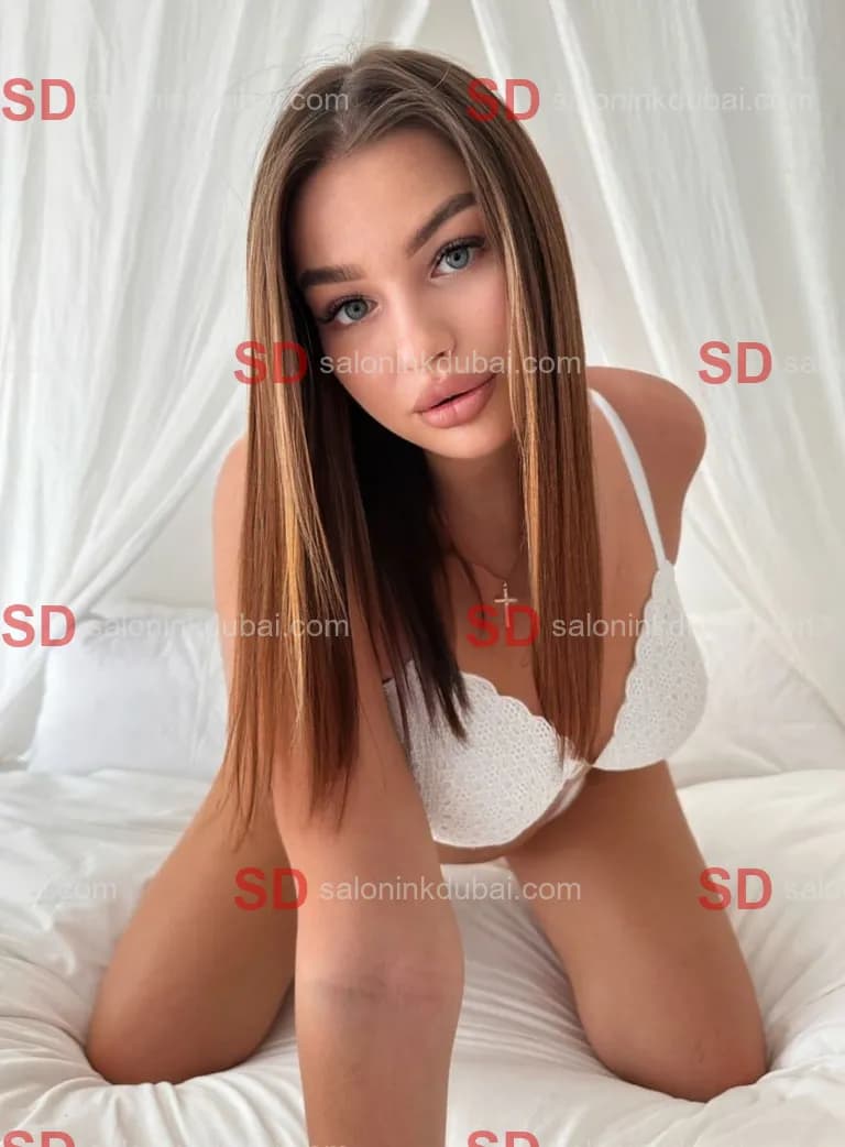 Holly β escort in Dubai