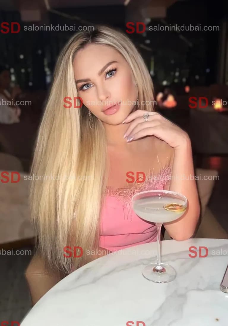 Holly β escort in Dubai