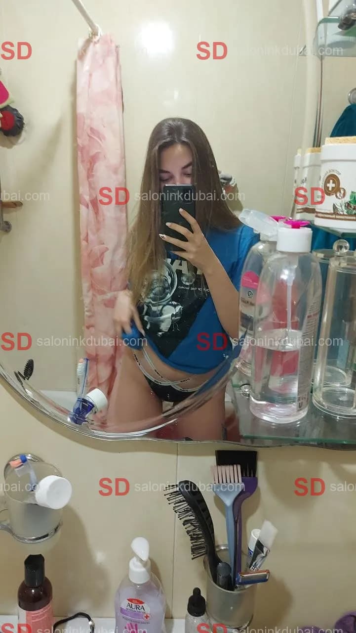 Iris — escort in Dubai