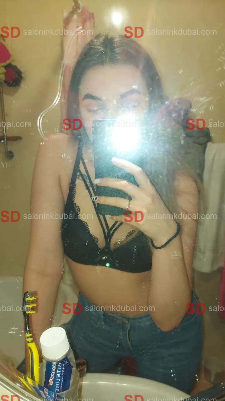 Iris — escort in Dubai