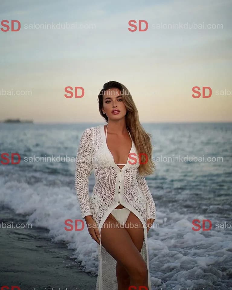 Isla β escort in Dubai