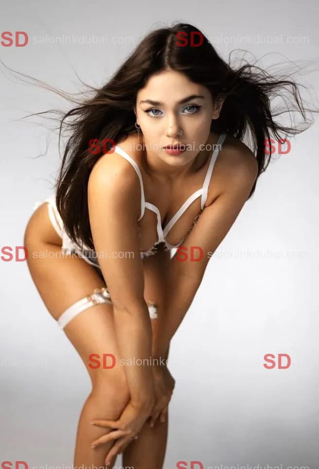 Isla β escort in Dubai
