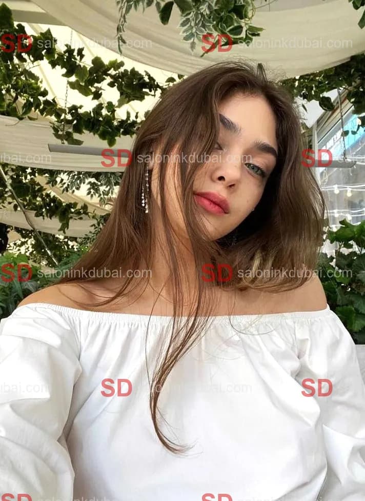Isla β escort in Dubai