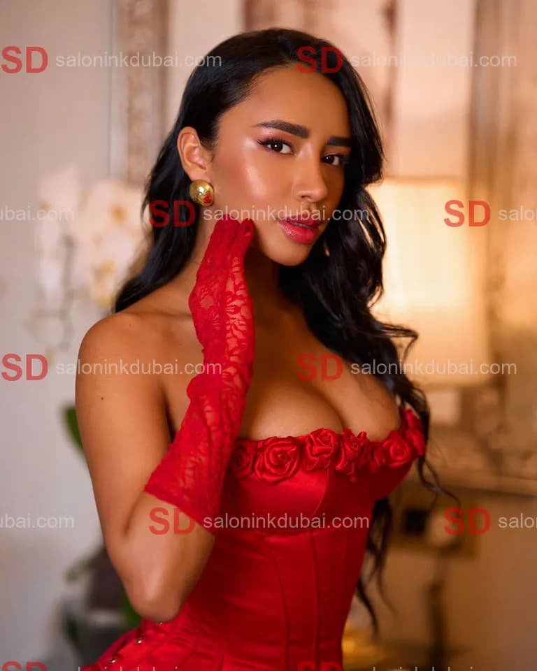 Isla β escort in Dubai