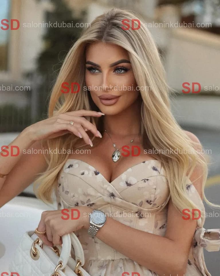 Julia β escort in Dubai