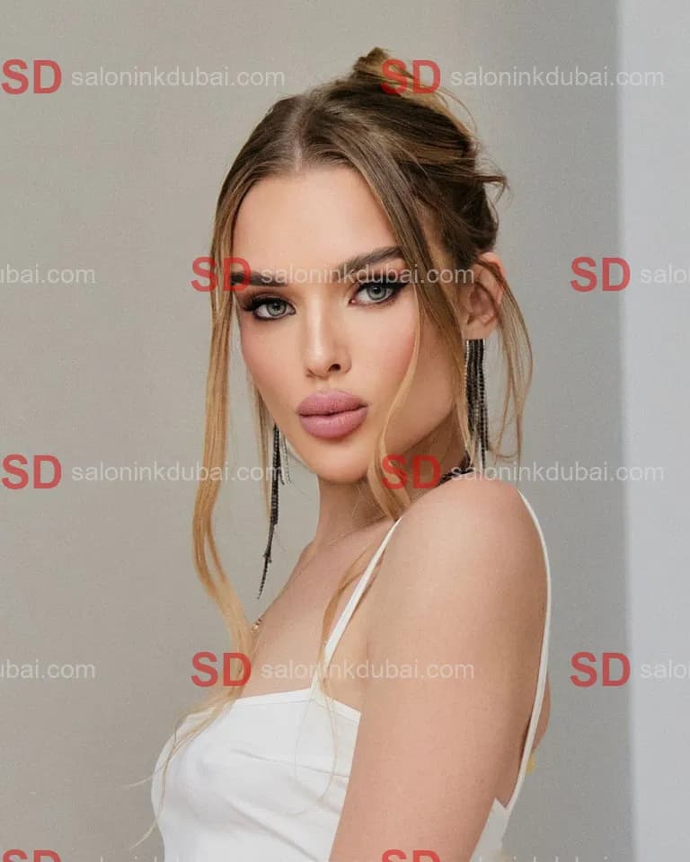 Julia β escort in Dubai