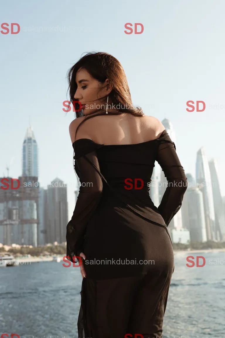 Karina β escort in Dubai