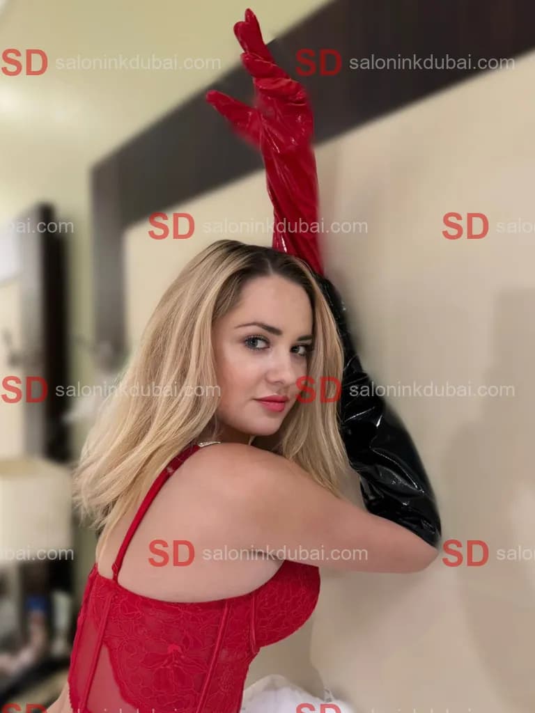 Lara β escort in Dubai