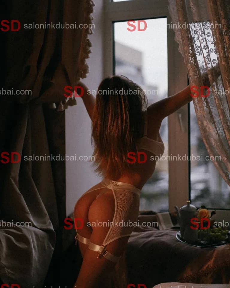 Lara β escort in Dubai
