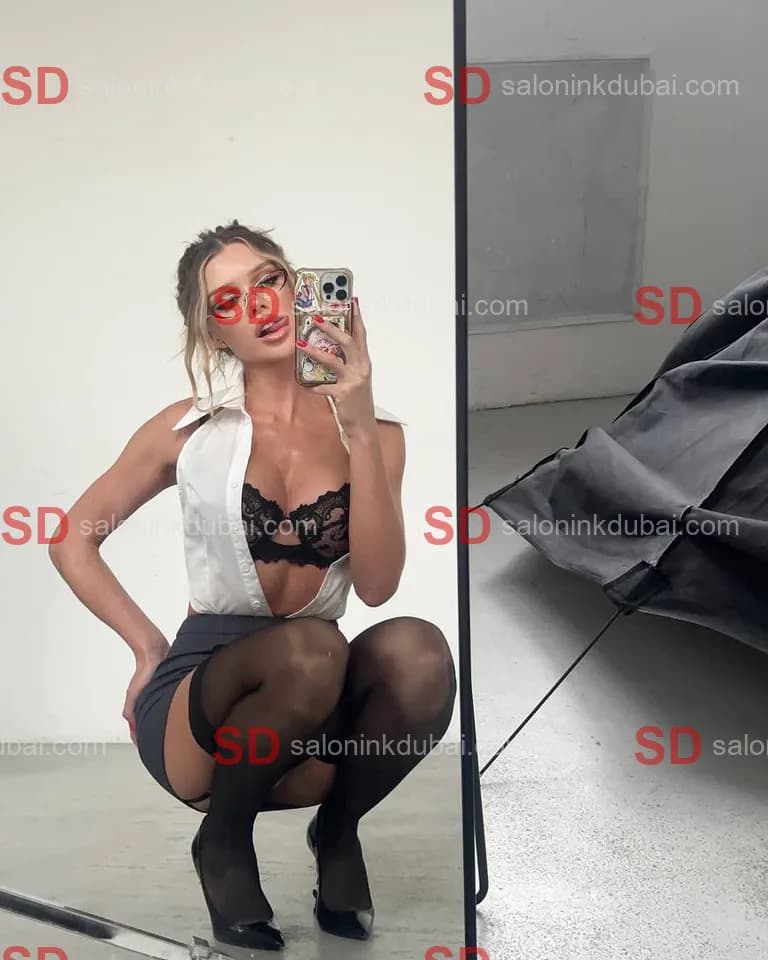 Larissa β escort in Dubai