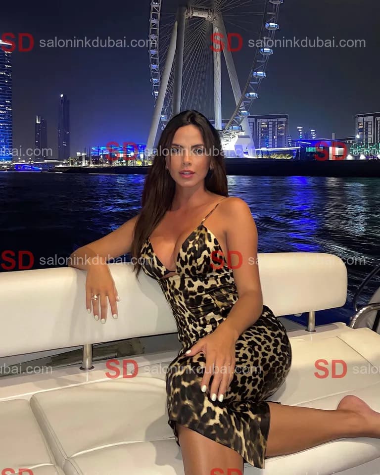 Laura β escort in Dubai