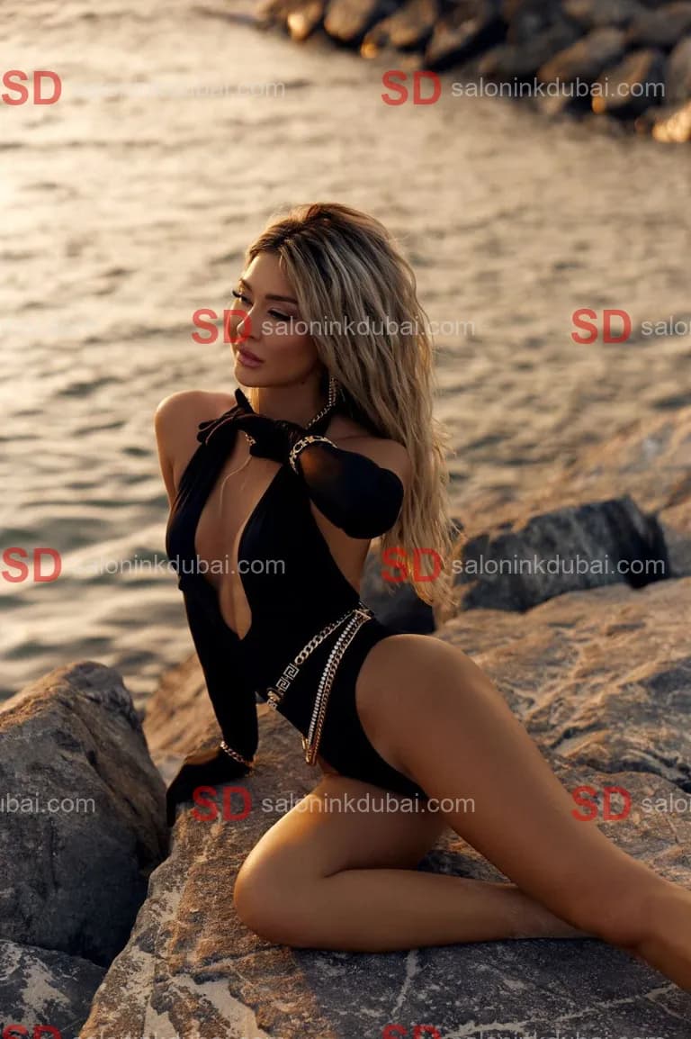 Lily β escort in Dubai