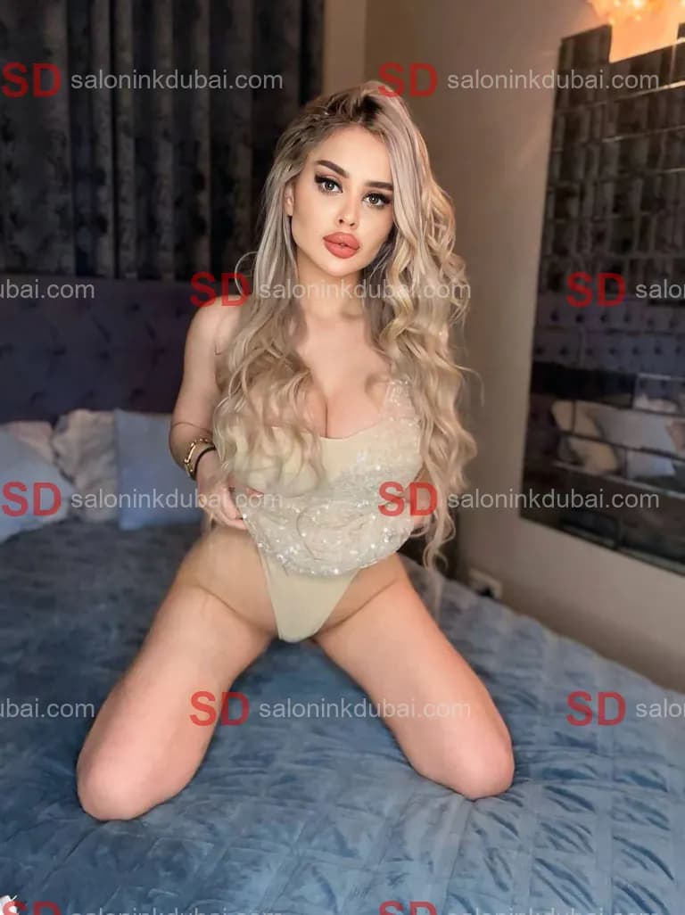 Lily β escort in Dubai