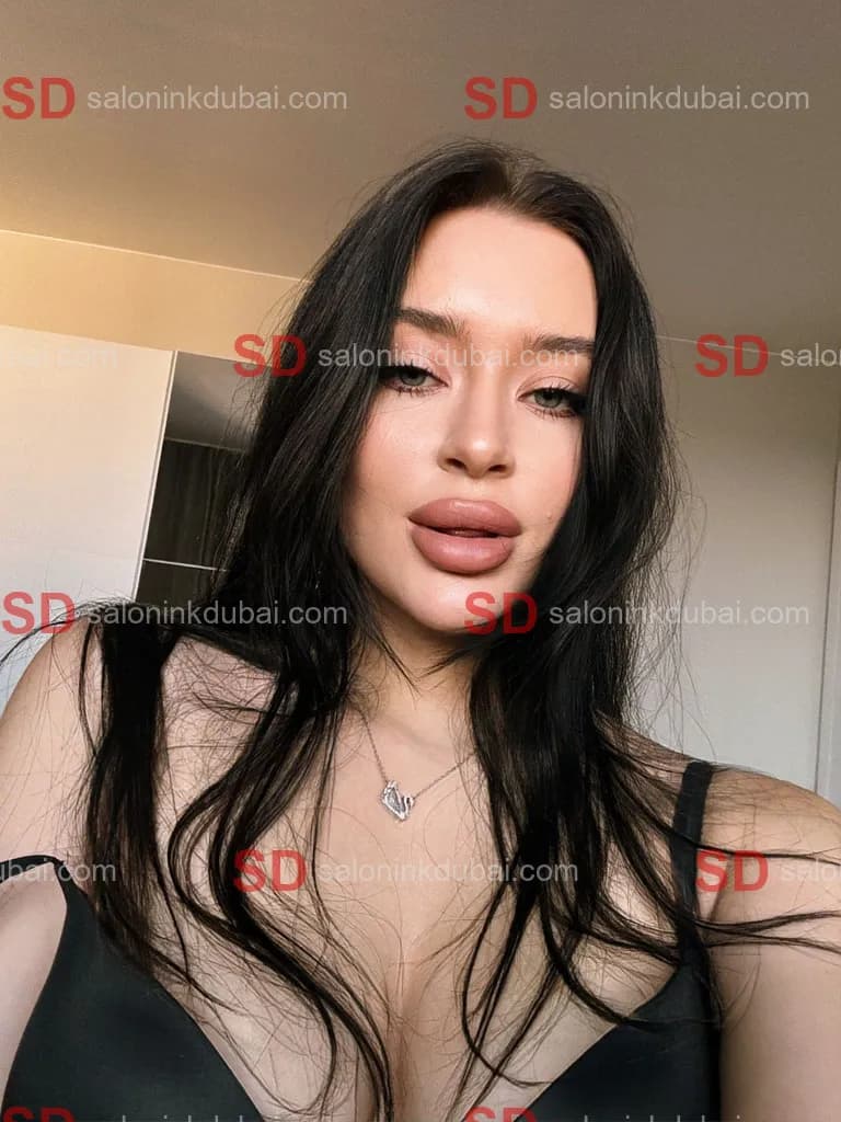 Lola β escort in Dubai