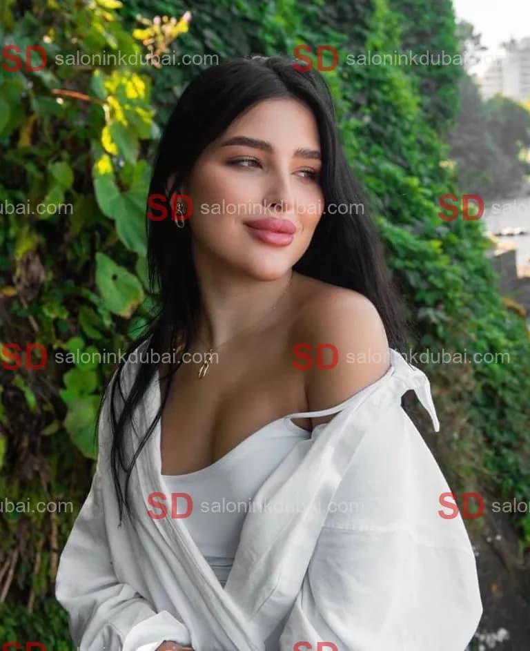 Lola β escort in Dubai
