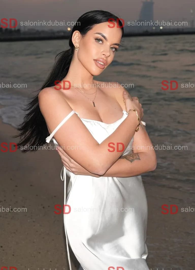 Mariam β escort in Dubai