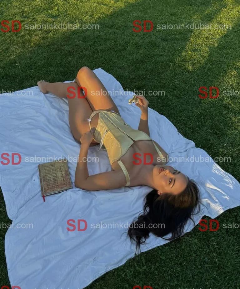 Mariam β escort in Dubai