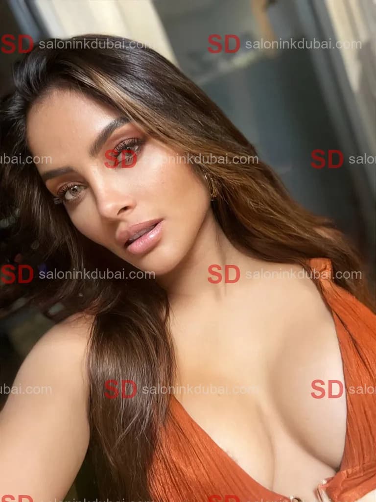 Nia β escort in Dubai
