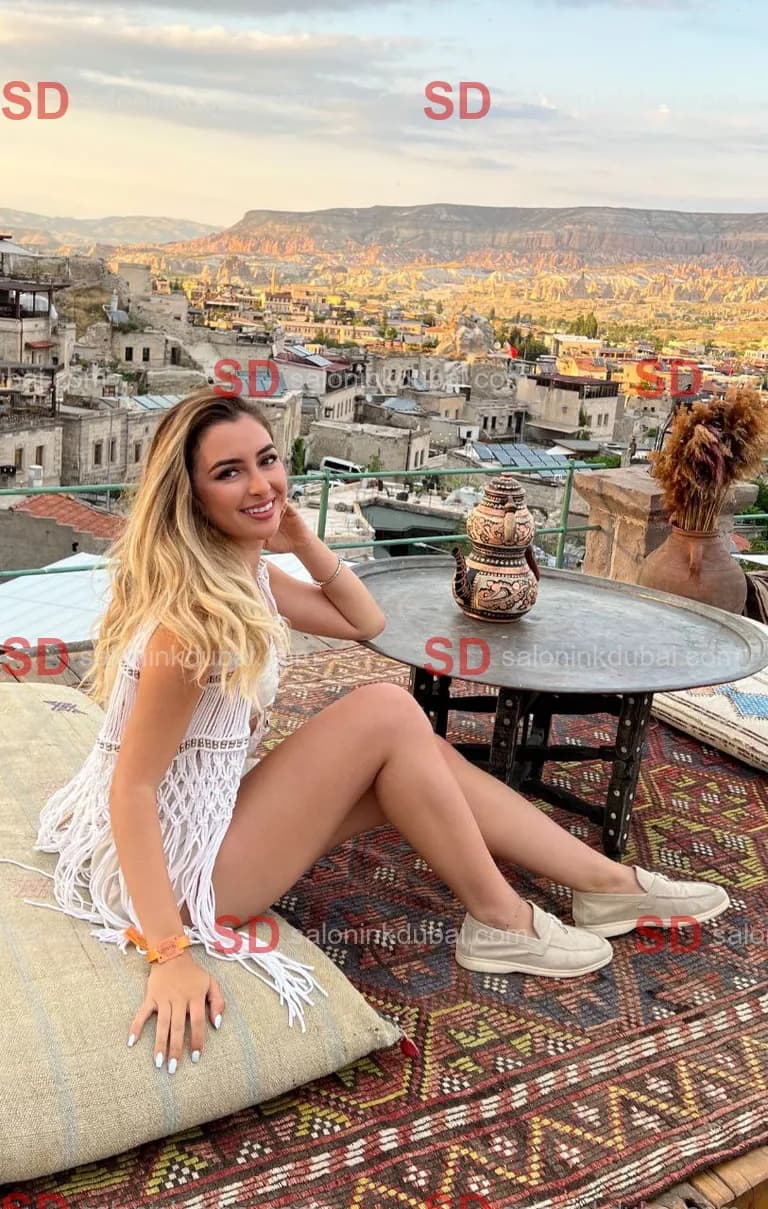 Sienna β escort in Dubai