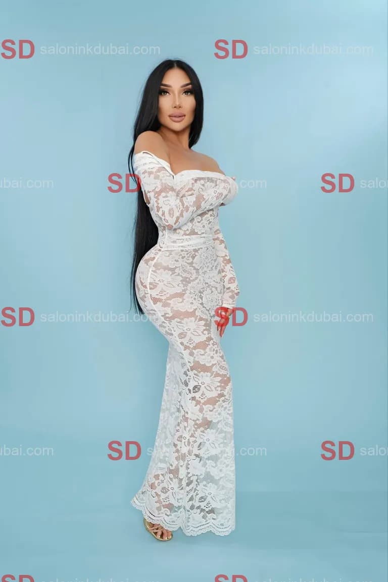 Vivian β escort in Dubai