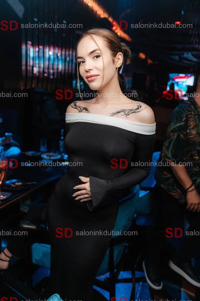 Zoe β escort in Dubai
