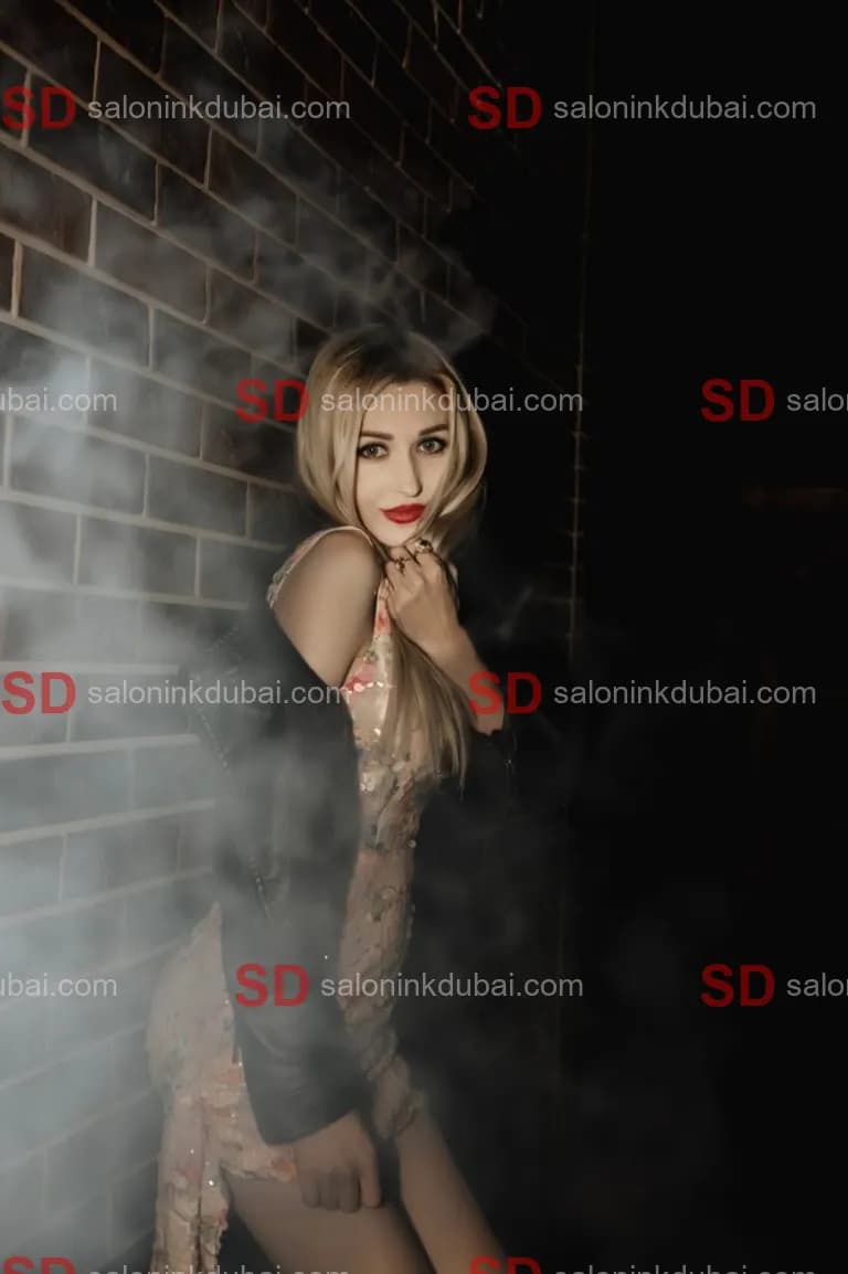 Zoe β escort in Dubai